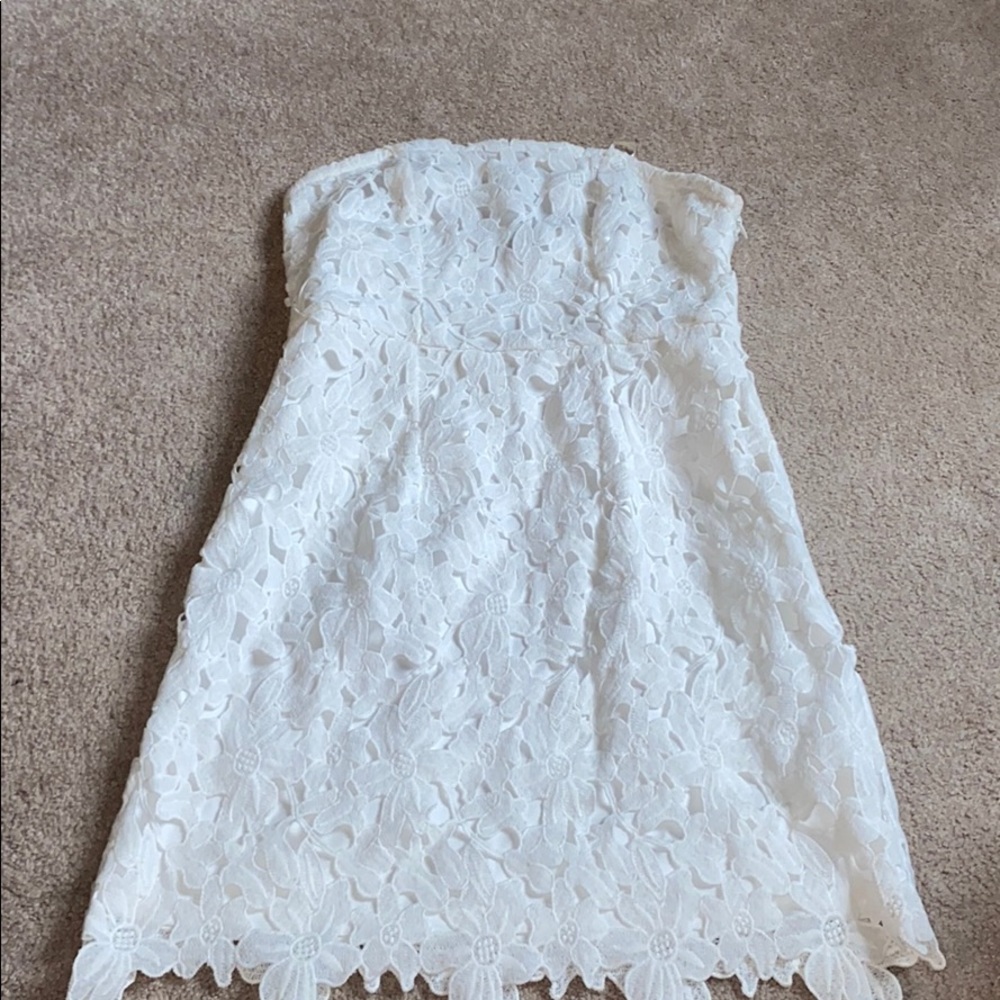 flower/ laced strapless dress